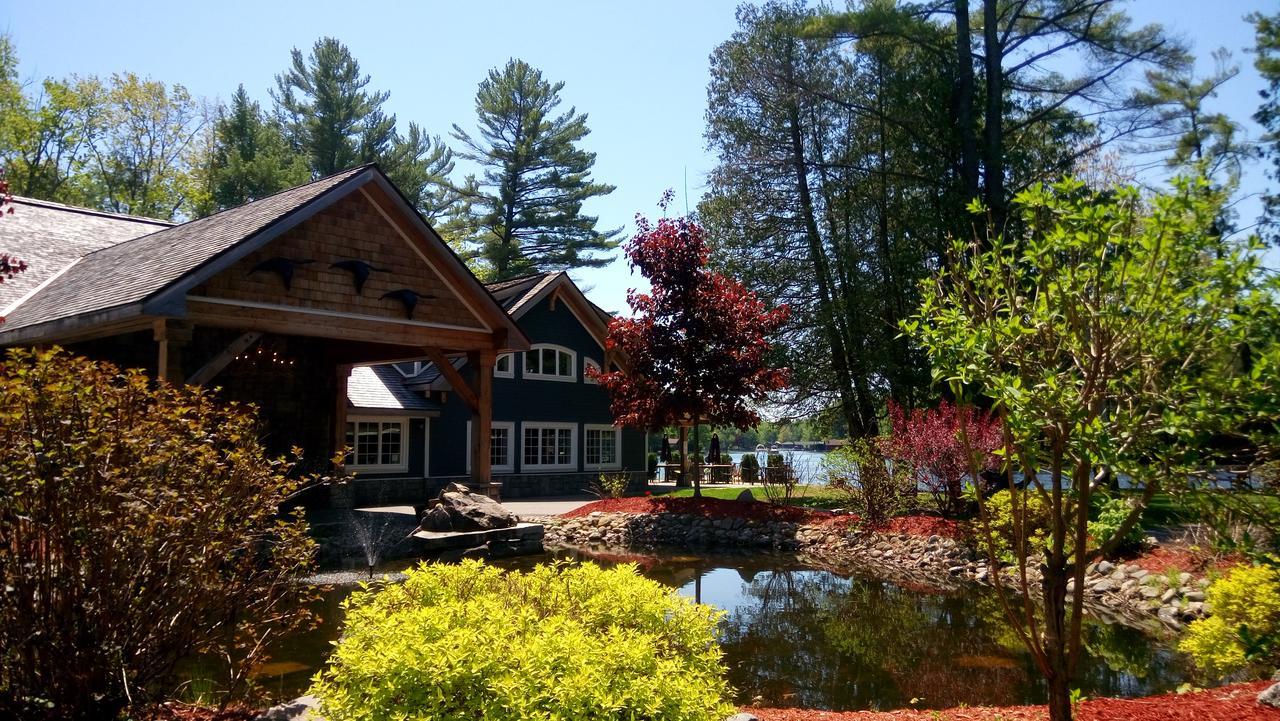 Patterson-Kaye Resort And Spa Брейсбридж Екстериор снимка